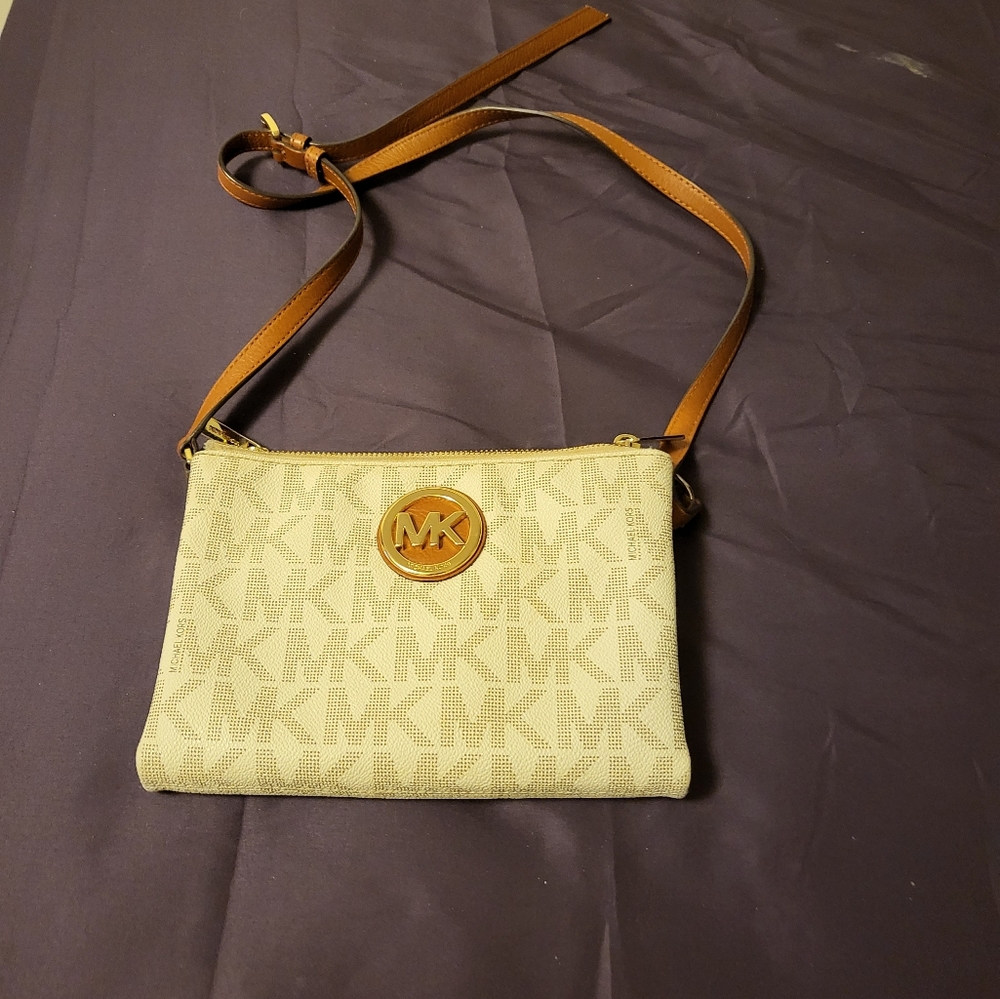 Women's Michael Kors crossover purse